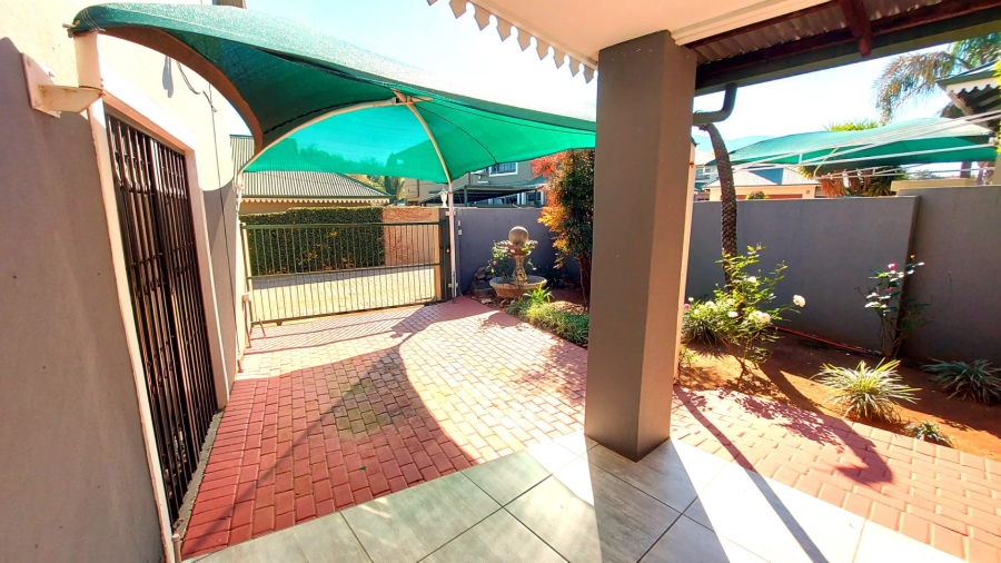 4 Bedroom Property for Sale in Melodie North West